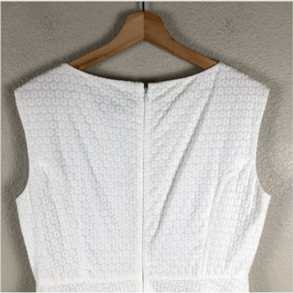 Tahari Arthur S Levine Lace Dress Womens 10P White Fit and Flare Feminine Casual - Picture 8 of 16